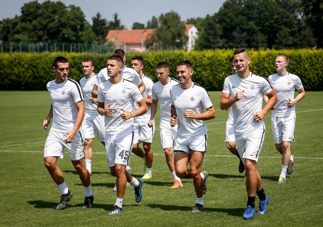 Partizan ubedljivo počeo pripreme u Sloveniji