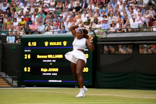 Serena se pošteno namuèila protiv "klinke", ispala šampionka Vimbldona