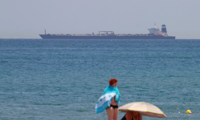 Pariz i Berlin pozvali na oslobaðanje tankera u Ormuskom moreuzu