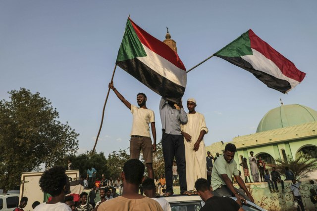 Vojni savet: Spreèen pokušaj državnog udara u Sudanu