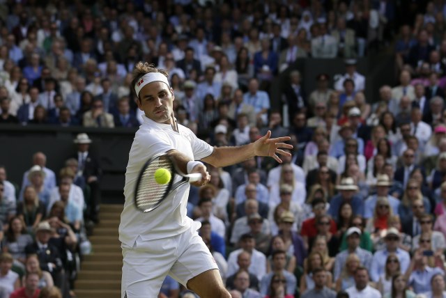 Federer pogledom "streljao" Ðokoviæa VIDEO