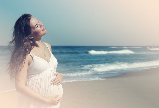 Da li trudnice smeju da se sunèaju?