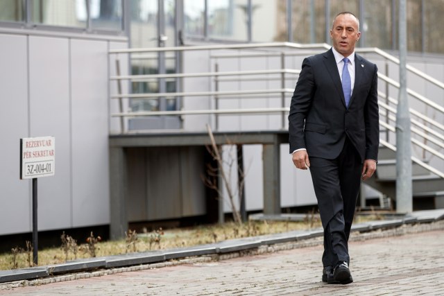 Još jednom - ostavka Haradinaja, zvanièna i konaèna?