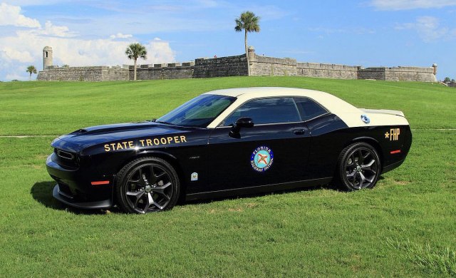 Njima je teško pobeæi: Policiji Floride veæ zavide na novom automobilu