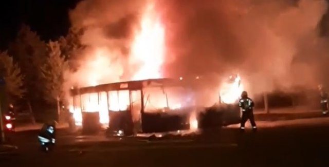 Eksplozija autobusa u Novom Sadu VIDEO