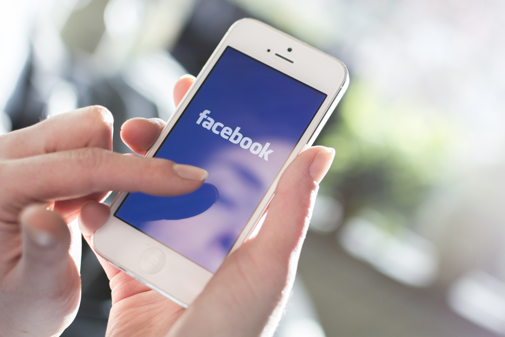 Fejsbuk uklanja poruke protivnika karantina