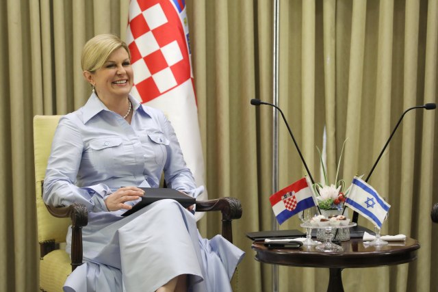 "Predsednici Hrvatske se preèesto dogaða da mora da demantuje izjave"