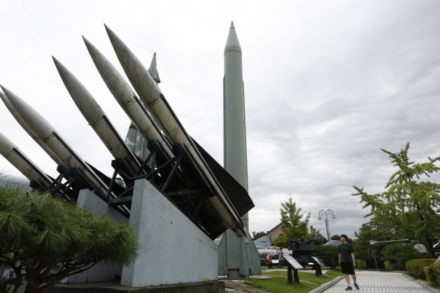 Pjongjang se "oglasio" u znak protesta - balistièkim raketama