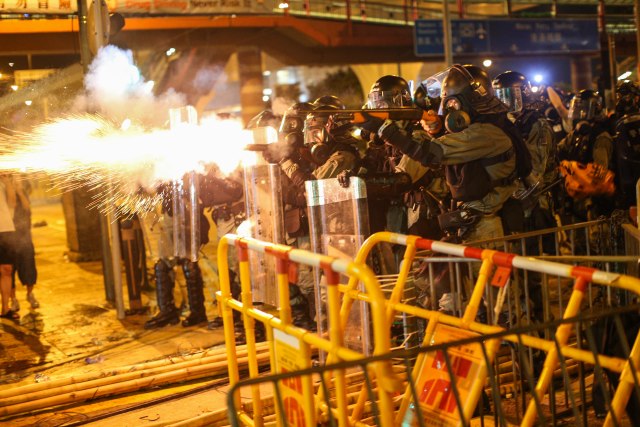 Kina: Strane sile podstièu proteste u Hongkongu