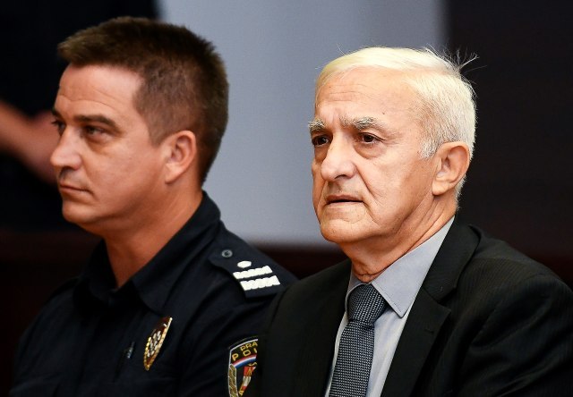 Kapetanu Draganu uprava Lepoglave sada je zabranila i posetu advokata