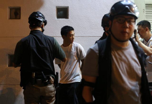 Hongkong: Policija opet bacala suzavac na demonstrante