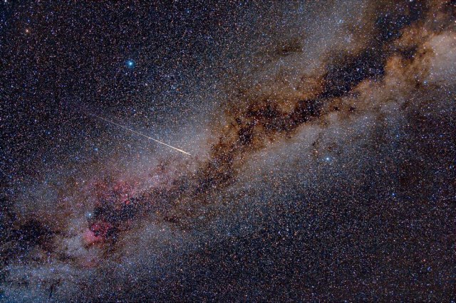 Noćas najjača kiša meteora na nebu: Zamislite želju kada vidite zvezdu padalicu
