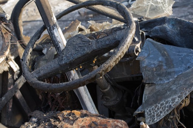 Horor na povratku iz Grèke: Nasred puta izgoreo autobus kojim su putovali Srbi