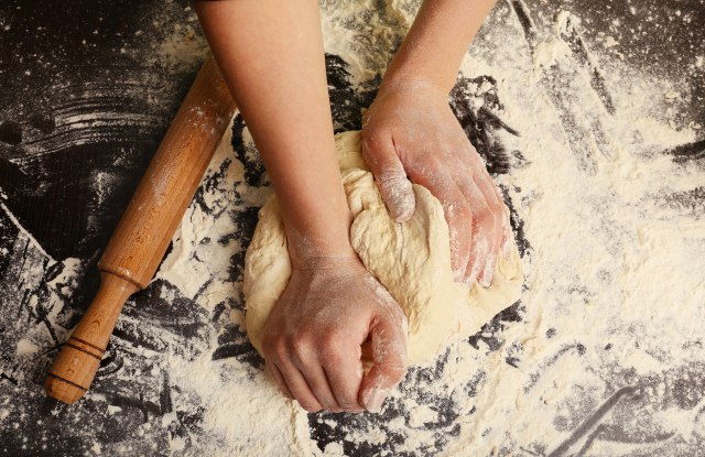 Brza veèera: Napravite picu od starog hleba za samo 20 minuta