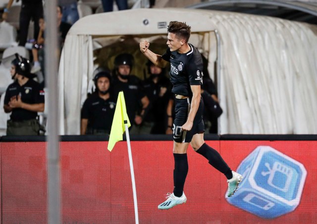 Stevanović blistao, Partizan lako do bodova sa Radom