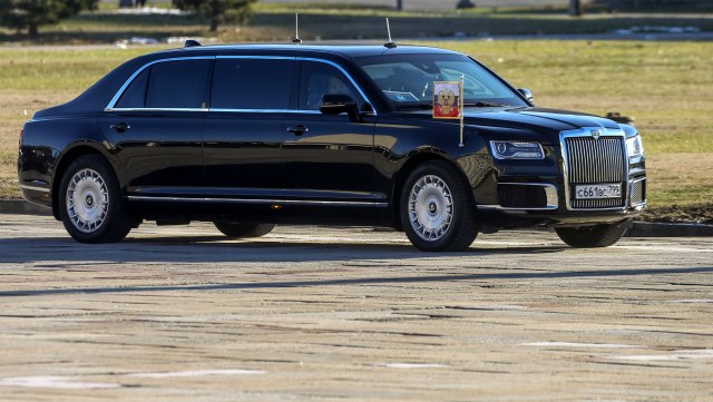 Rusija poèela s prodajom "Putinove limuzine"