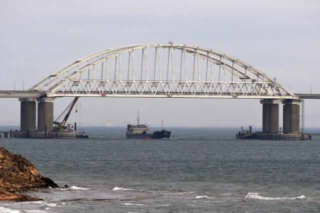 Spajaju železnice: Prvi vozovi preæi æe Krimski most u decembru