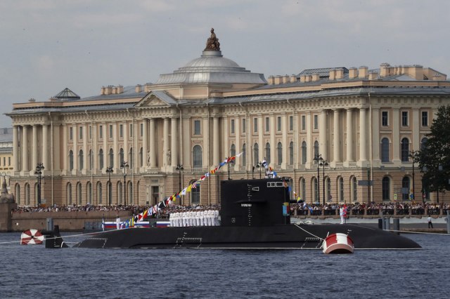 Rusija pokazala spremnost: Podmornice ispalile rakete