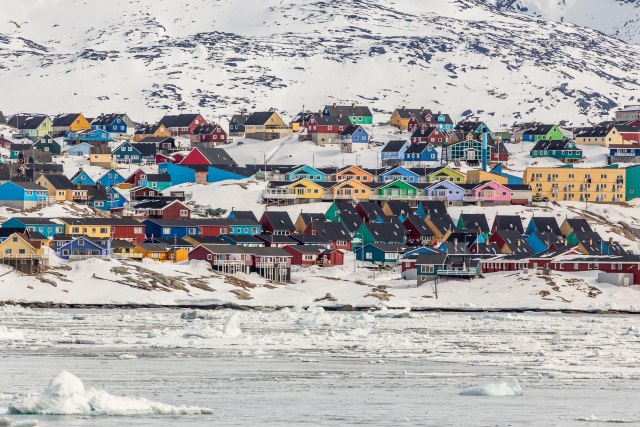 Ledeno prostranstvo i američka žudnja: Šta je taj Grenland i kako je tamo?