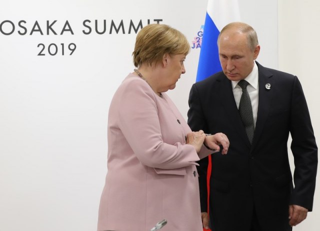 Merkelova i Putin se dogovorili preko telefona
