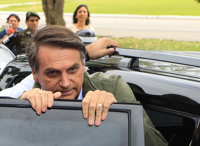 Bolsonaro napao Bašele da se meša u politiku Brazila
