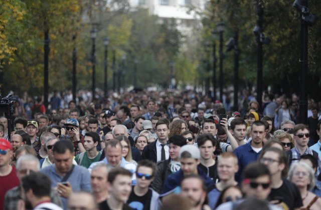 Bliže se izbori, u Moskvi se okupilo hiljade demonstranata uprkos zabrani