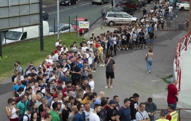 Zvanièno – Zvezda odredila cene karata za LŠ, sa sezonskom 50% popusta