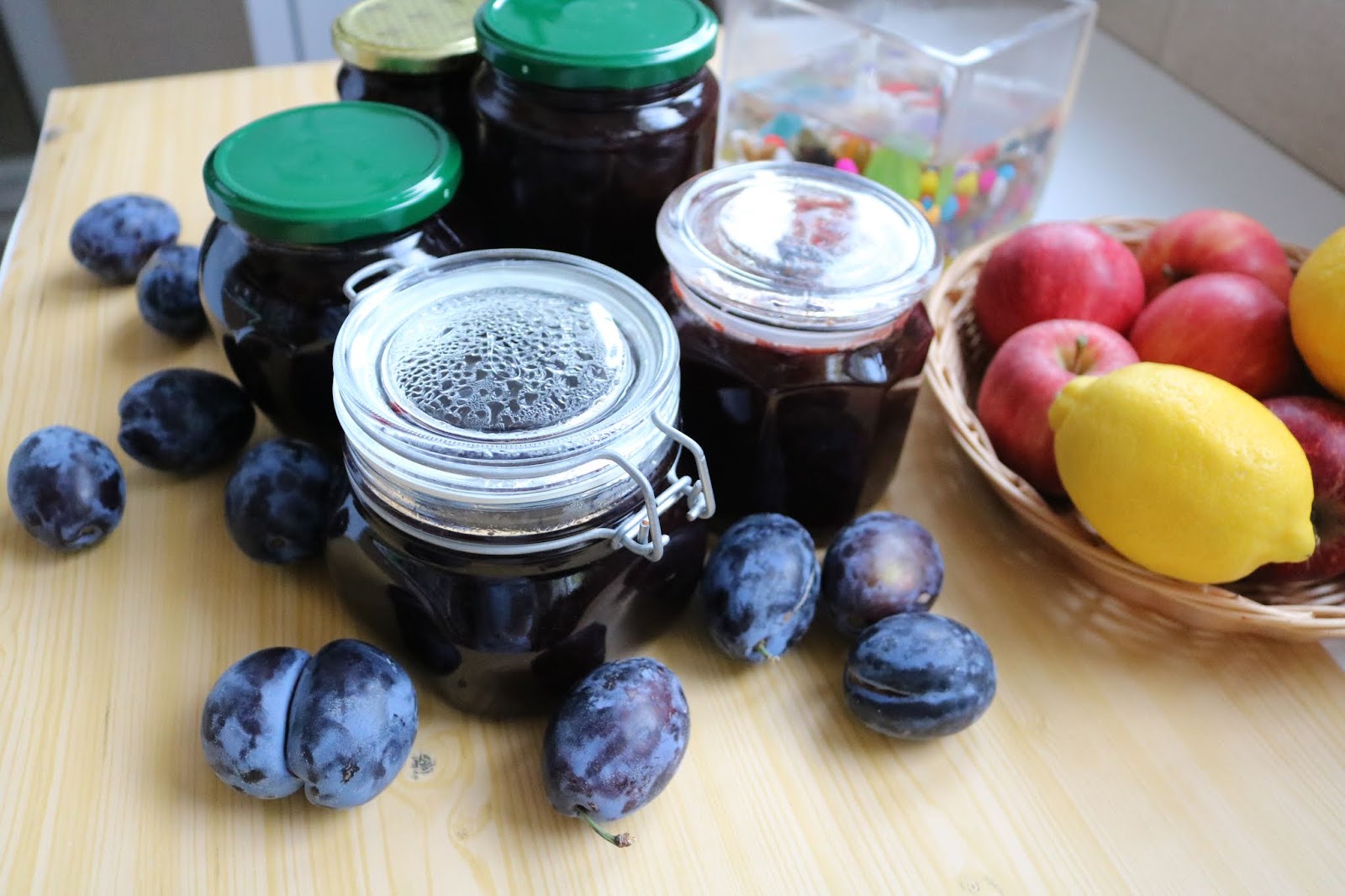 Zamirišite kuću domaćim džemom od šljiva iz rerne!