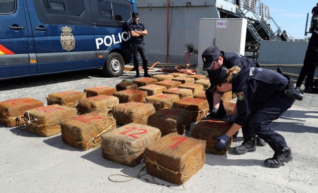 Na Atlantiku zaplenjeno 800 kilograma kokaina, trojica uhapšenih Srbi