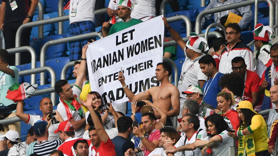 Iranka koja je samo htela da gleda utakmicu preminula nakon što se zapalila