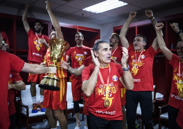 Defensa, defensa – Skariolovo zlato