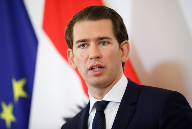 Kurc: Austrija će podržati korekciju granica