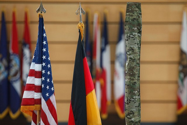 Koga i zašto "žulja" amerièka vojska u Nemaèkoj? Možda zbog 20 atomskih bombi