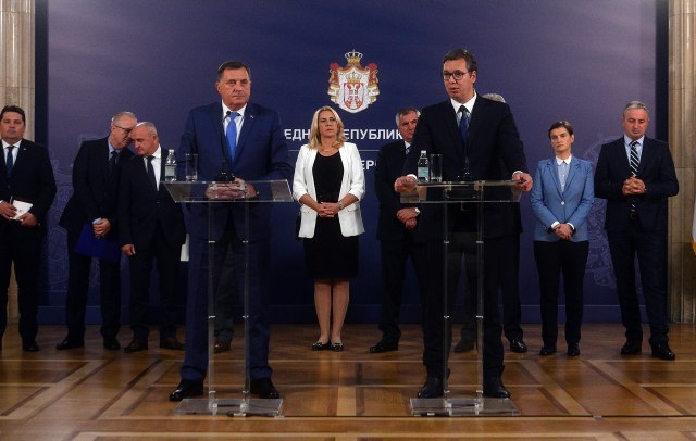 Vucic on Kostunica's proposal: Implement it, and I will resign immediately