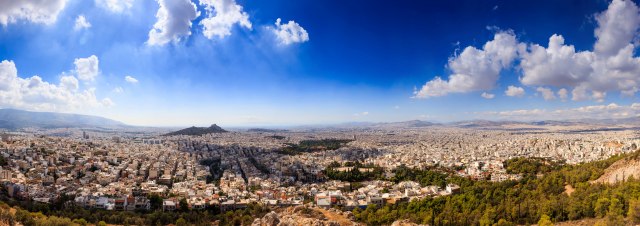 "Zlatna viza" i "stan na dan" zapalili tržište: Neviðen skok cena nekretnina u Grèkoj