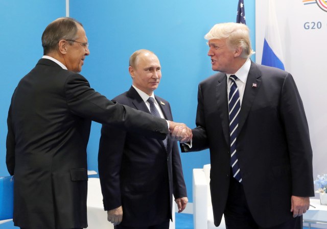Bela kuæa strahuje: Šta bi se saznalo iz razgovora Trampa i Lavrova