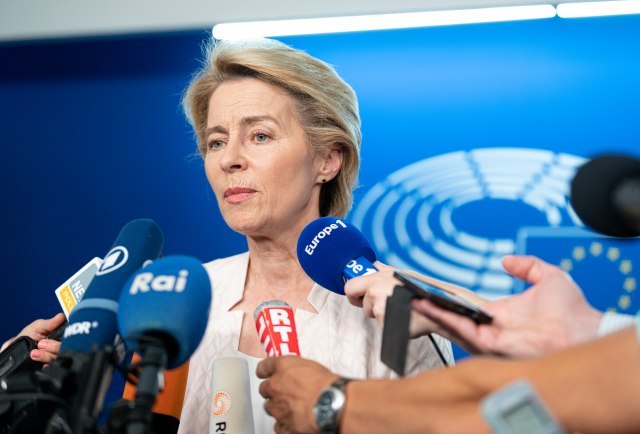 Fon der Lajenova donela odluku nakon odbijanja kandidata Maðarske i Rumunije