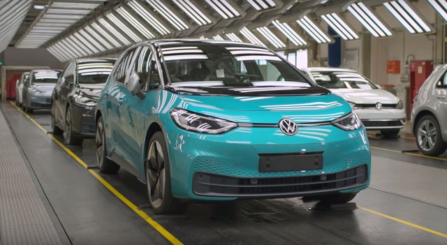 Od crteža do druma: Pogledajte kako nastaje Volkswagenov elektrièni automobil VIDEO