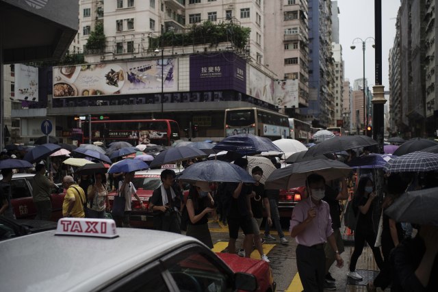 Protesti u Hongkongu: Delimično otvoren metro i pojedinje radnje