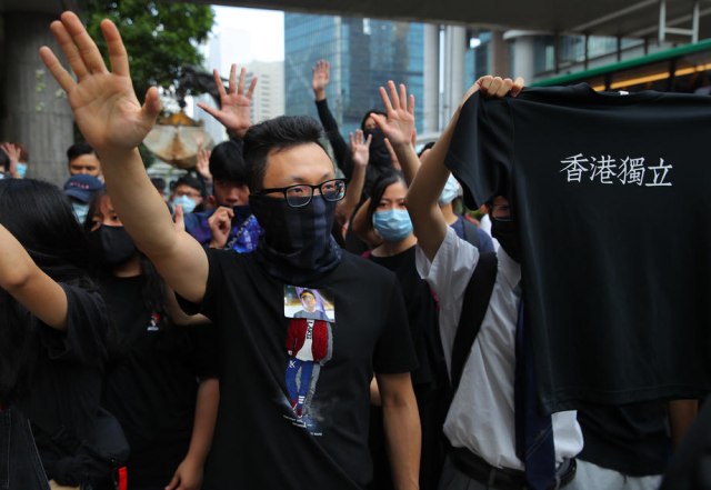 Kina napala tehnološkog giganta: Epl  pomaže demonstrantima u Hongkongu