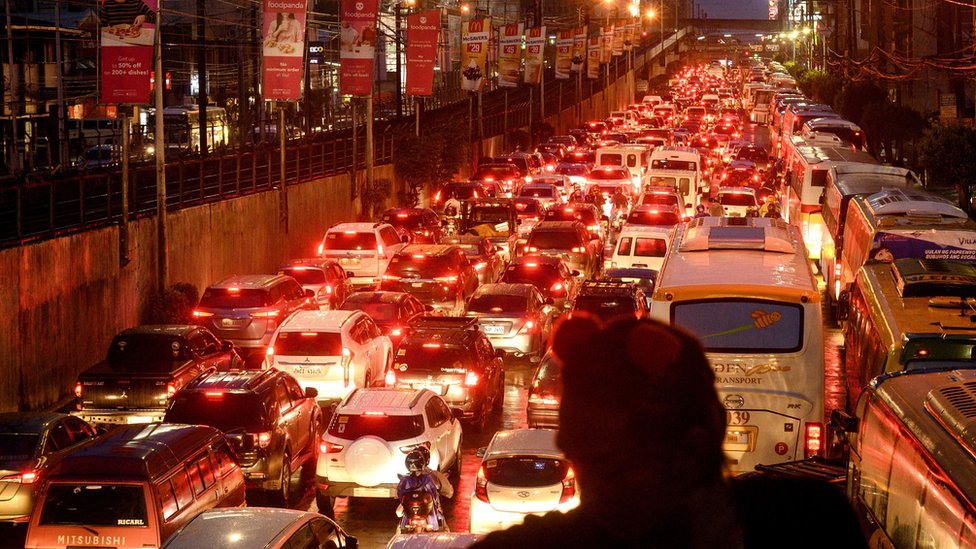 Saobraćajna kriza u Manili: Putnici ogorčeni zbog saveta da krenu ranije