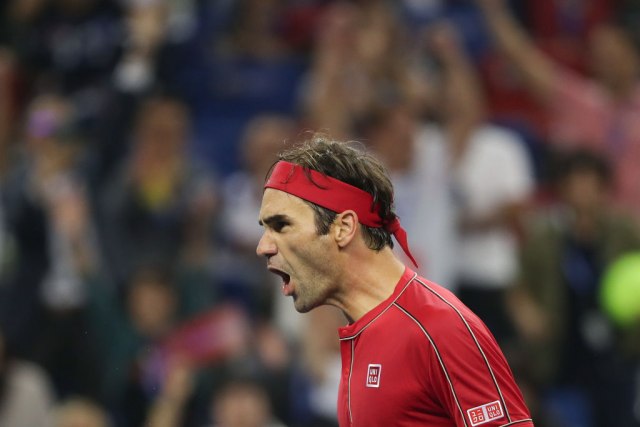 Rigorozna kazna za Federera koja mu se nimalo nije svidela VIDEO