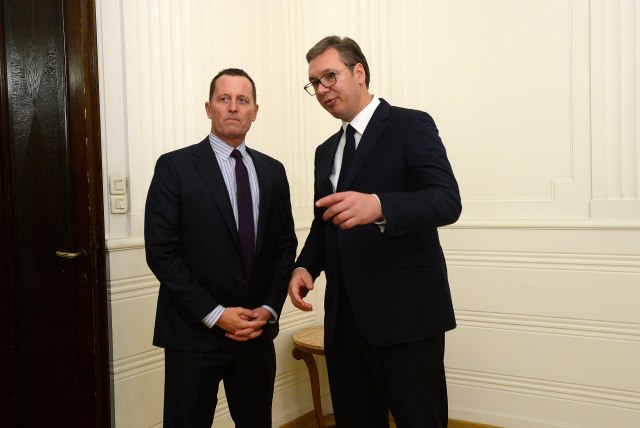 Vuèiæ o Kosmetu: Niko nam ništa ne nudi