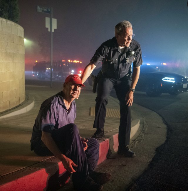 Požar u Los Anđelesu, evakuisano 100.000 ljudi; dvoje poginulo