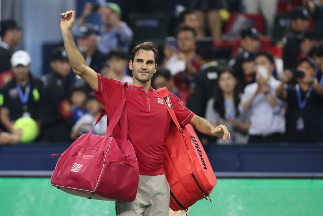 Federer: Iznenadio me je Ðokoviæev poraz