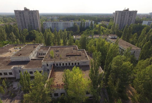 U gradu duhova ipak ima živih: Oni su odbili da napuste kuće u okolini Černobilja VIDEO