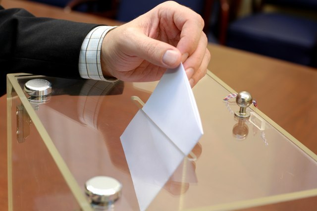 RIK otvorio javnu raspravu o merama za unapreðenje izbora
