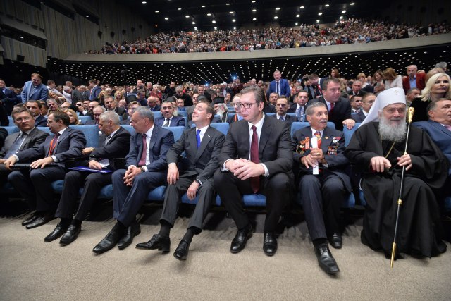 Medvedev: I u Moskvi obeležavamo godišnjicu osloboðenja BG; Vuèiæ: Dopao mi je najteži zadatak