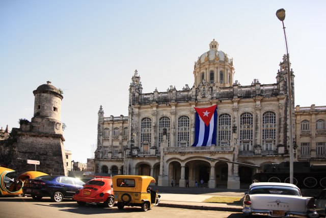 Devizne prodavnice: Kako se Kuba bori protiv šverca