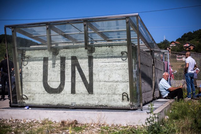 Holandski pripadnici UN iz Srebrenice: Još uvek je prisutan težak oseæaj da si izdan